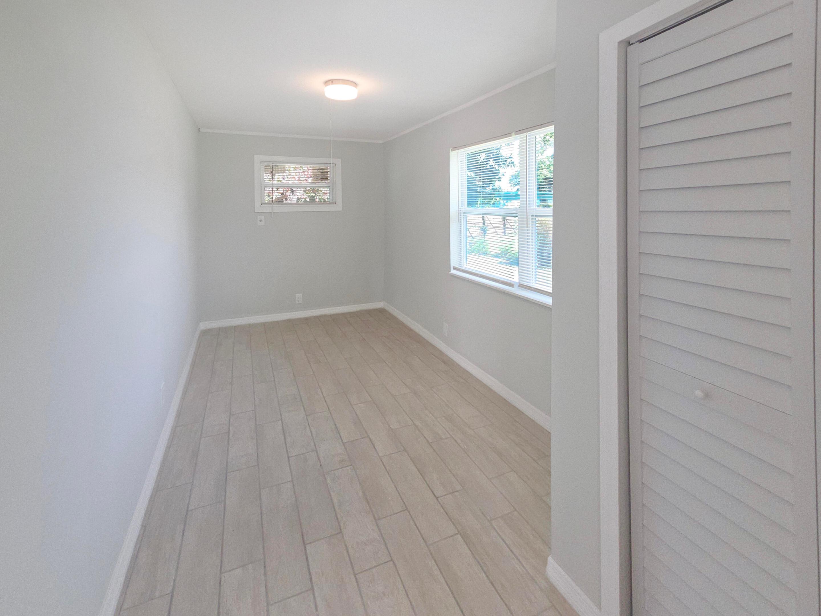 COBB'S PARK TERRACE - Residential