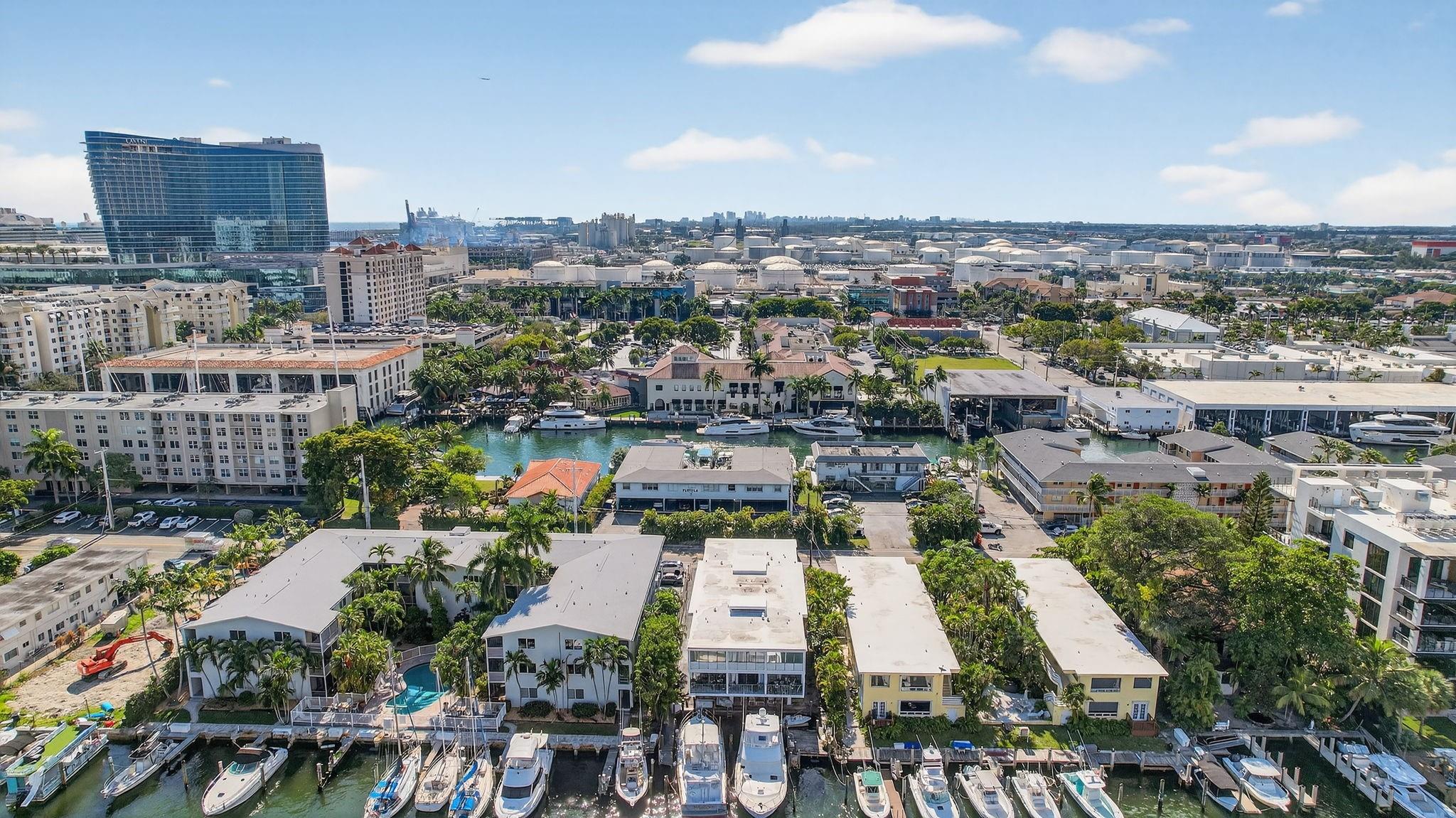 Quarterdeck Condominium - Residential