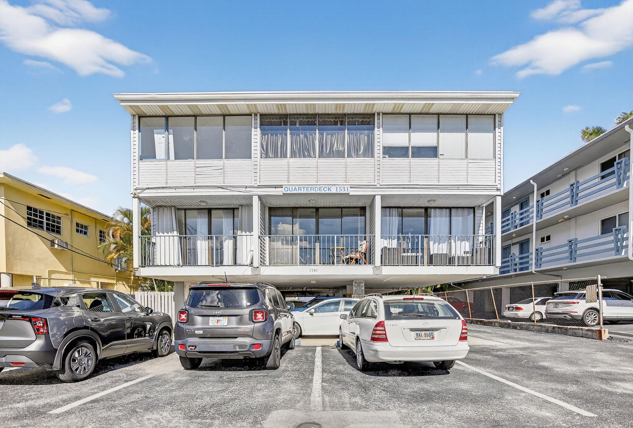 Quarterdeck Condominium - Residential