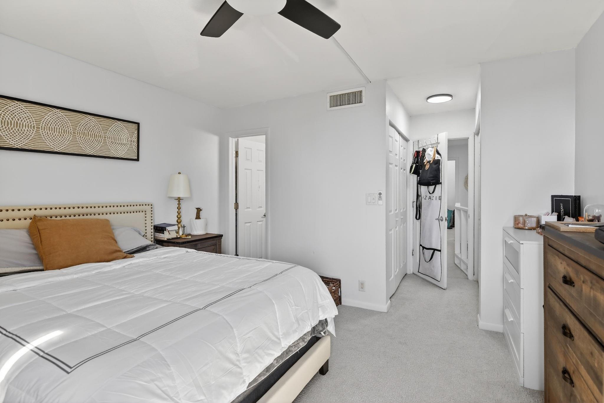 Quarterdeck Condominium - Residential