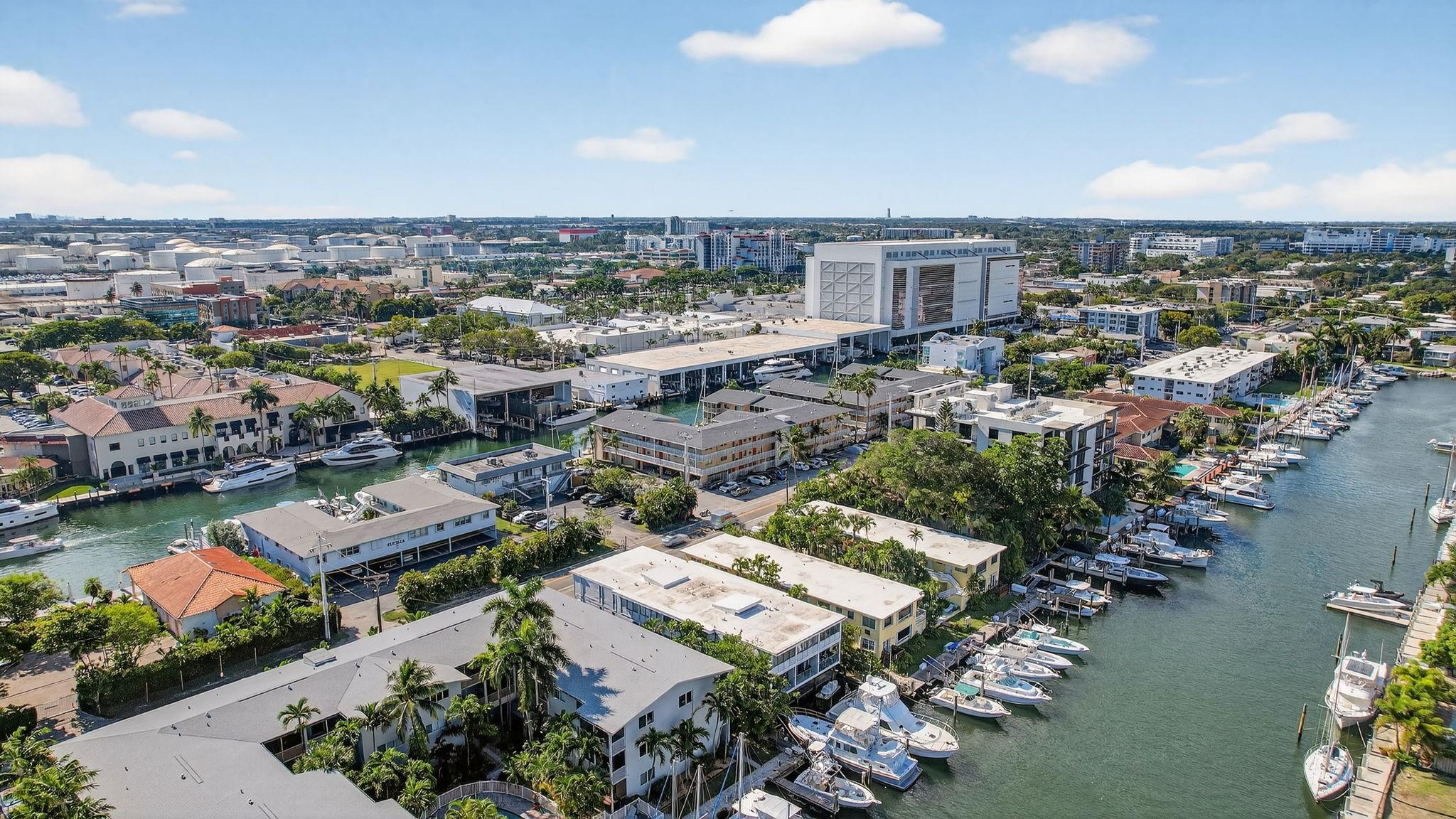 Quarterdeck Condominium - Residential