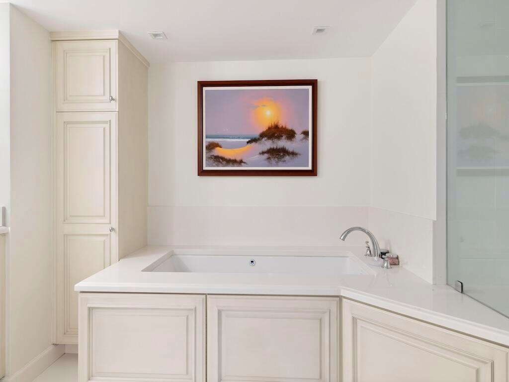 VISIONS CONDOMINIUM - Residential