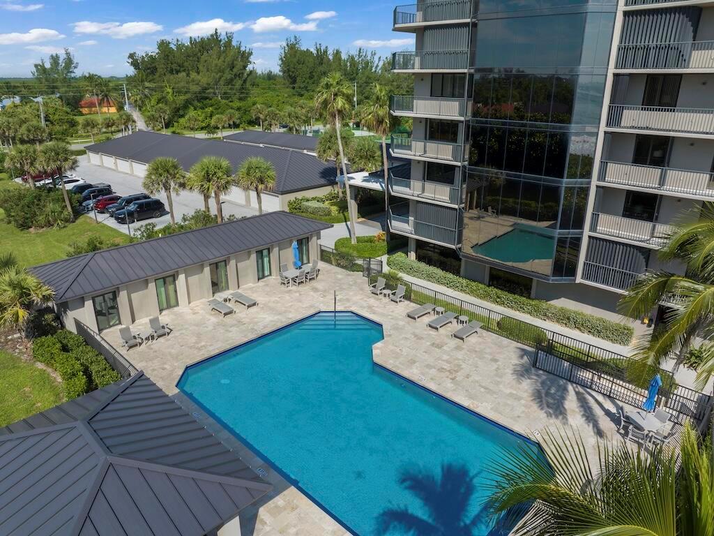 VISIONS CONDOMINIUM - Residential