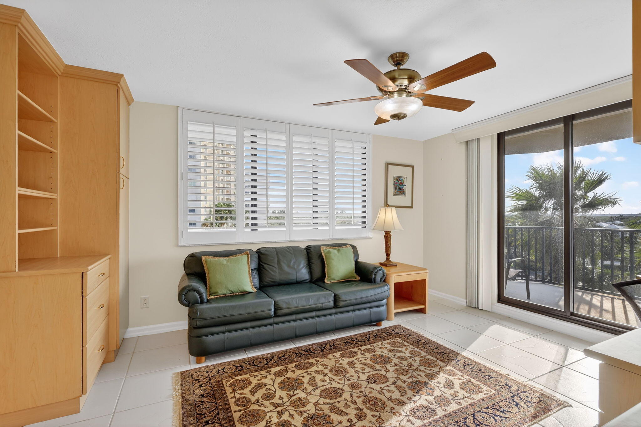 VISIONS CONDOMINIUM - Residential