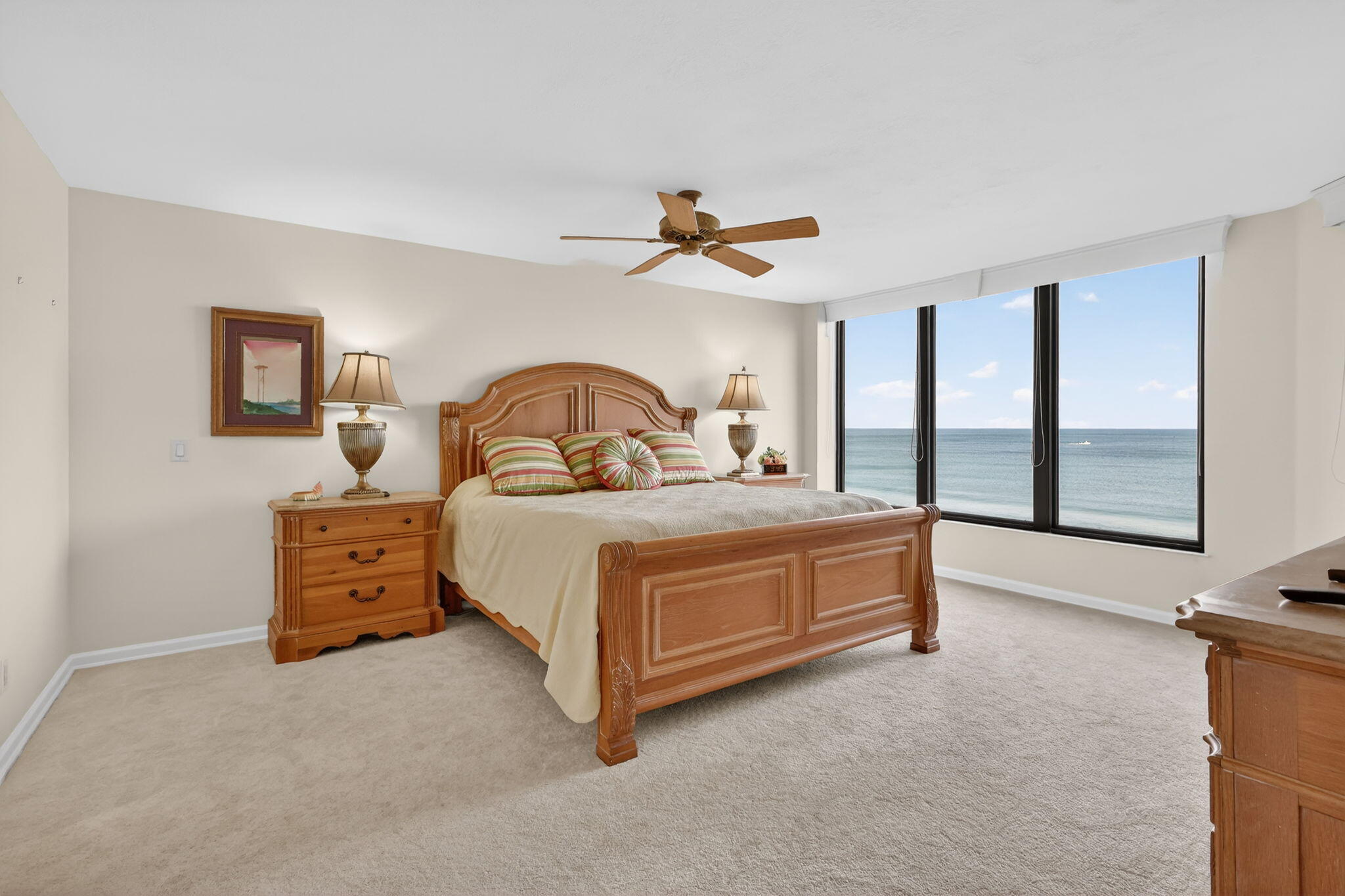 VISIONS CONDOMINIUM - Residential