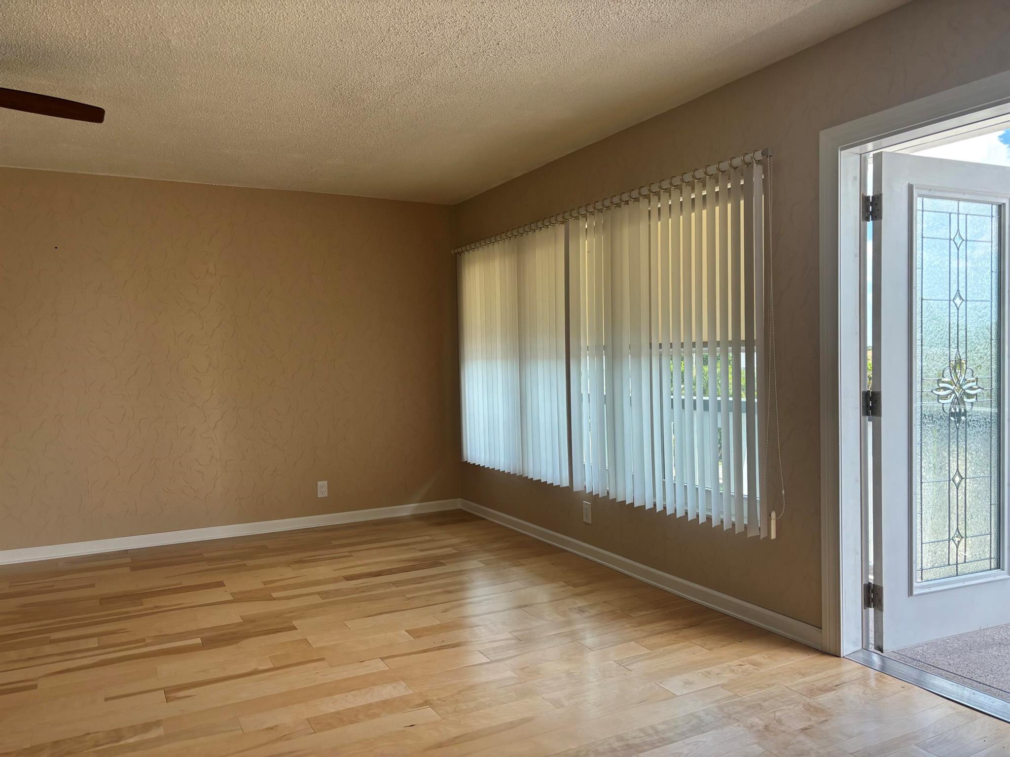 312 Wellington F