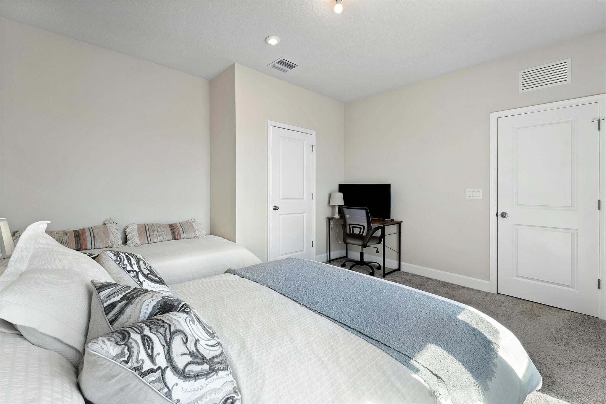 ARDEN PUD POD F EAST - Residential