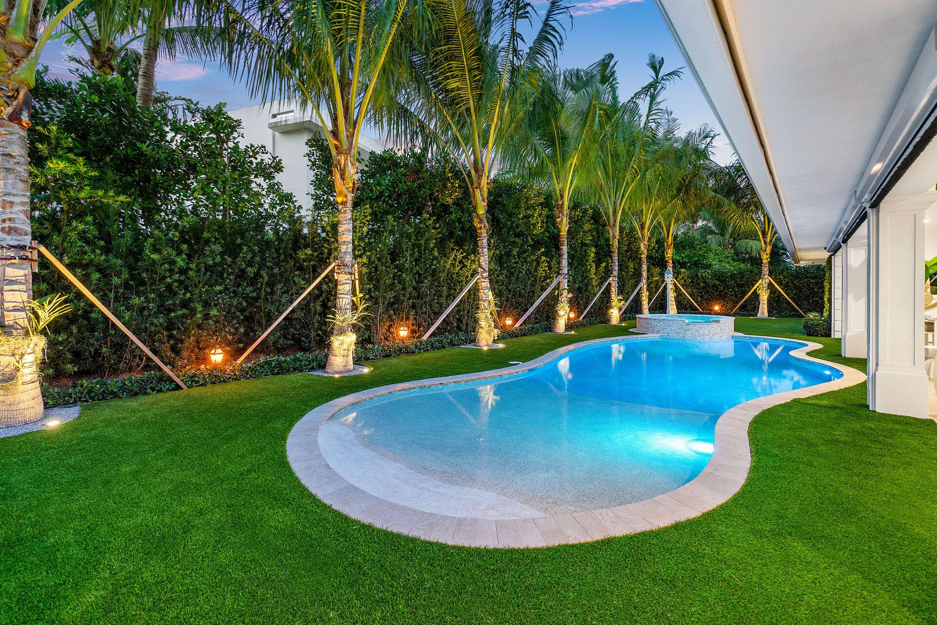 ROYAL PALM YACHT & COUNTR - Residential