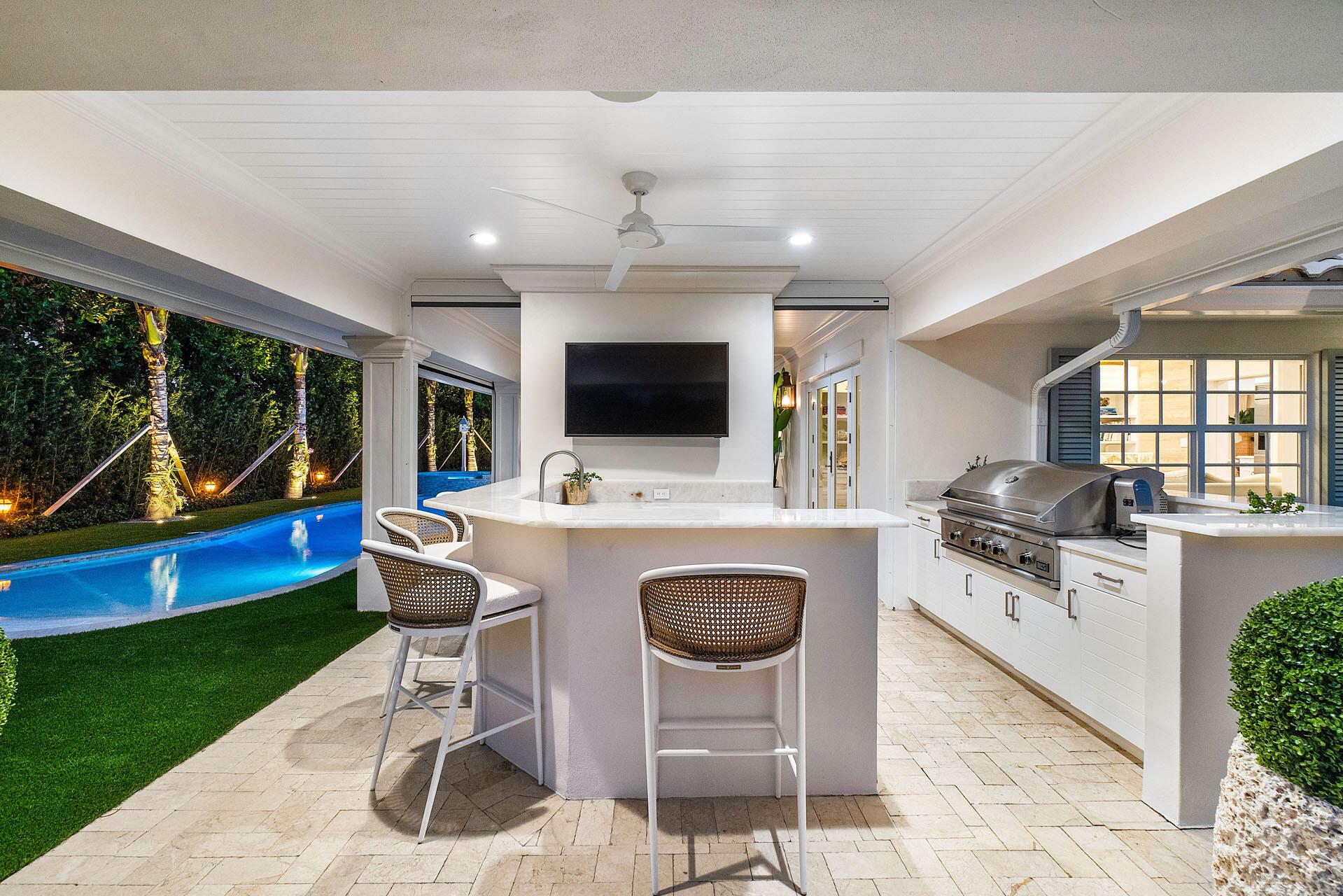 ROYAL PALM YACHT & COUNTR - Residential