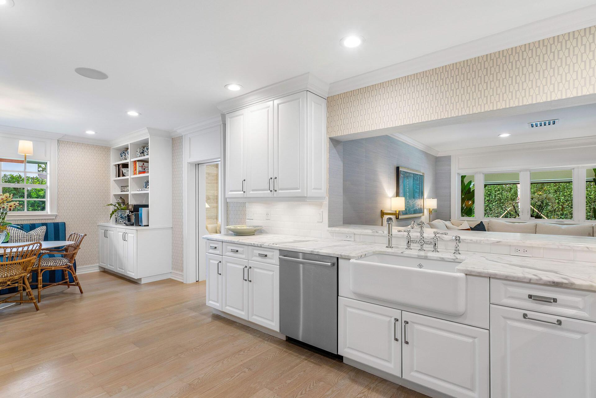 ROYAL PALM YACHT & COUNTR - Residential