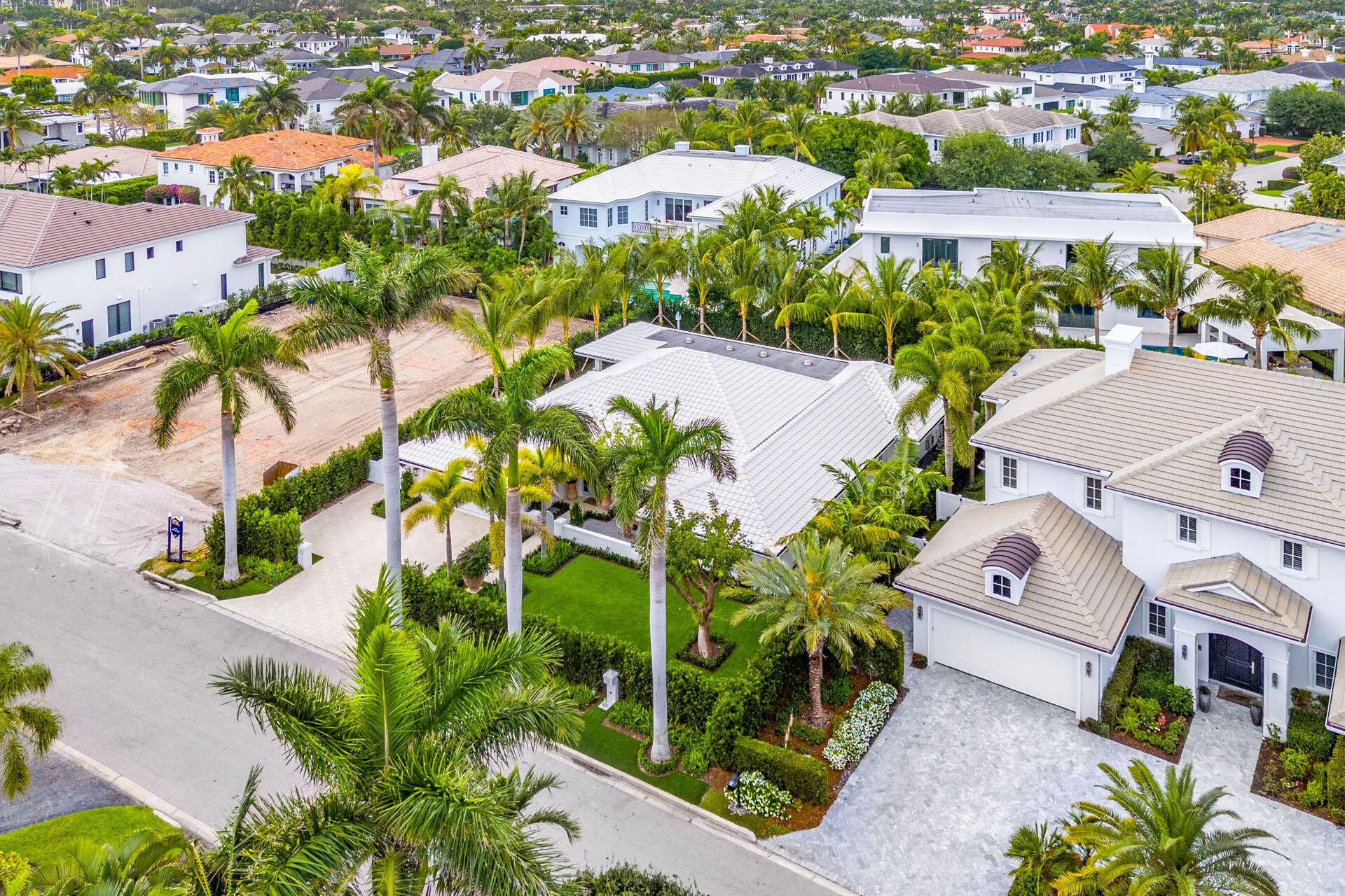 ROYAL PALM YACHT & COUNTR - Residential