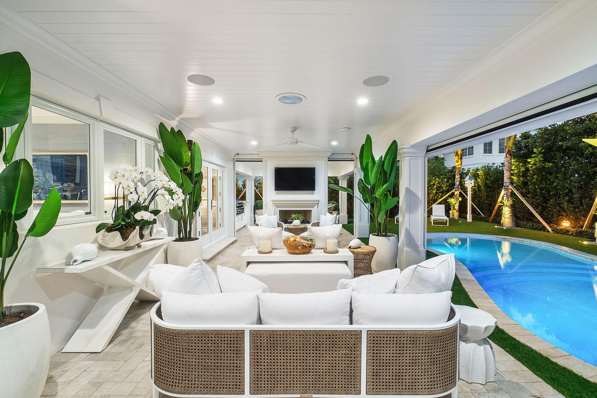 ROYAL PALM YACHT & COUNTR - Residential