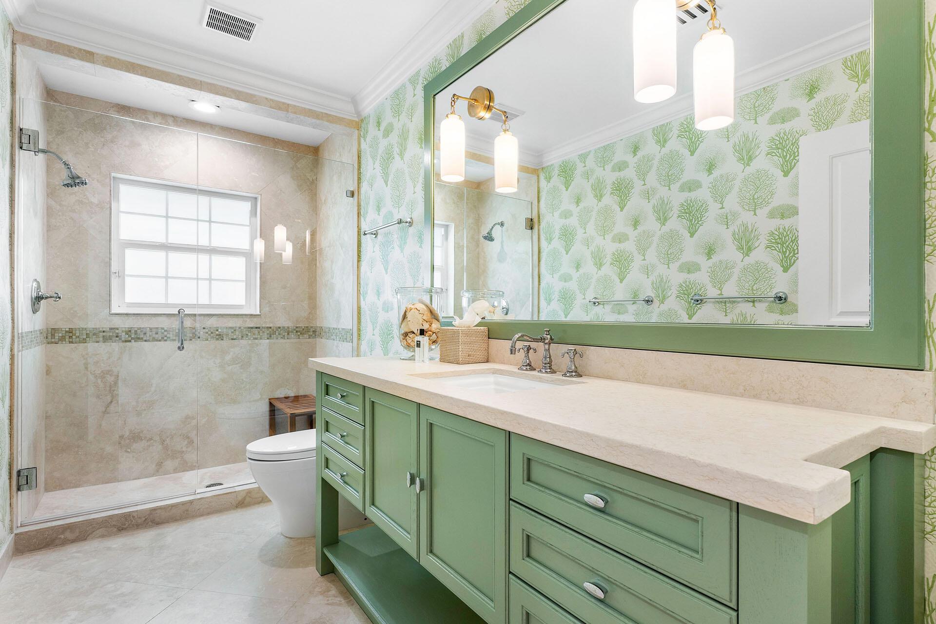 ROYAL PALM YACHT & COUNTR - Residential