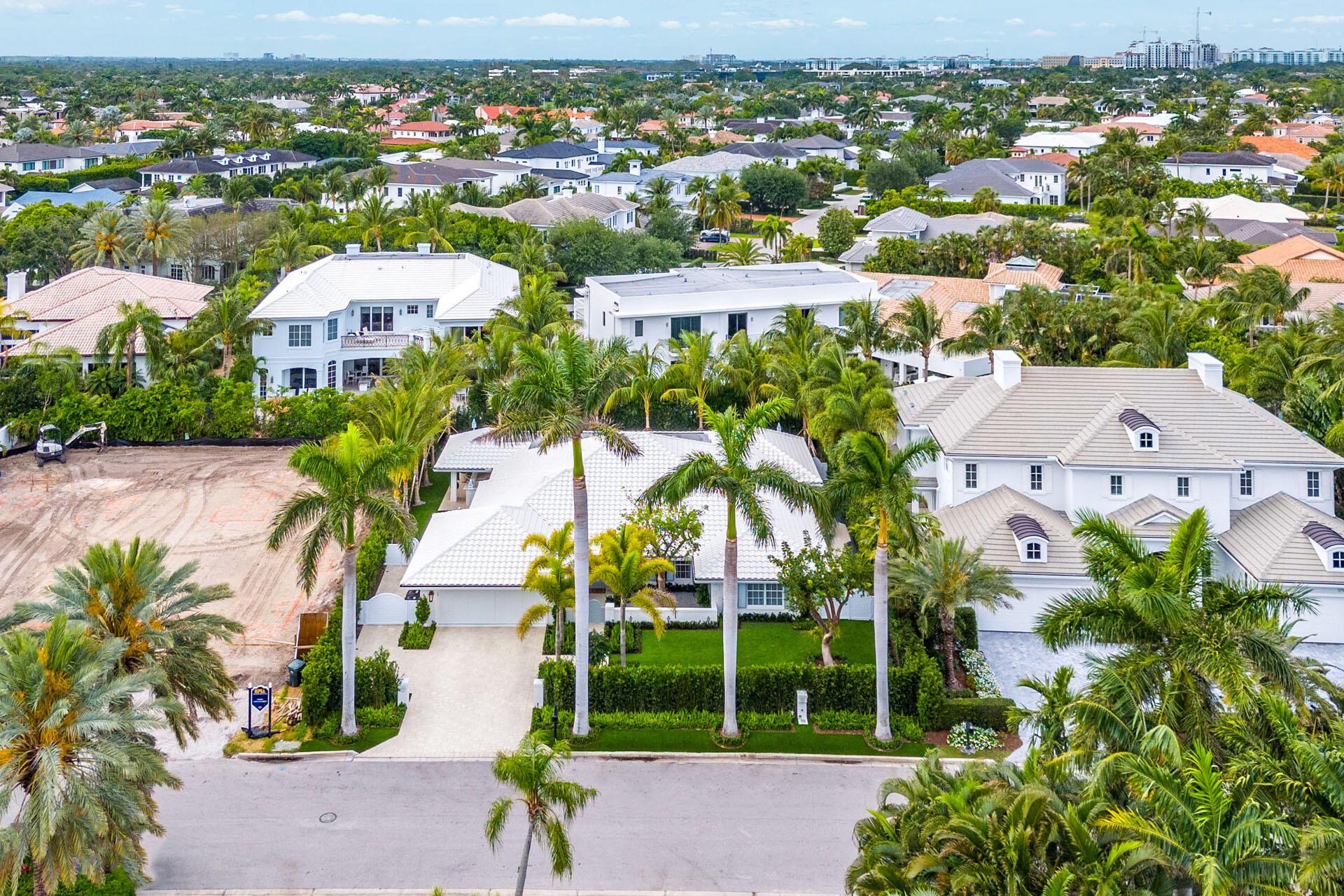 ROYAL PALM YACHT & COUNTR - Residential