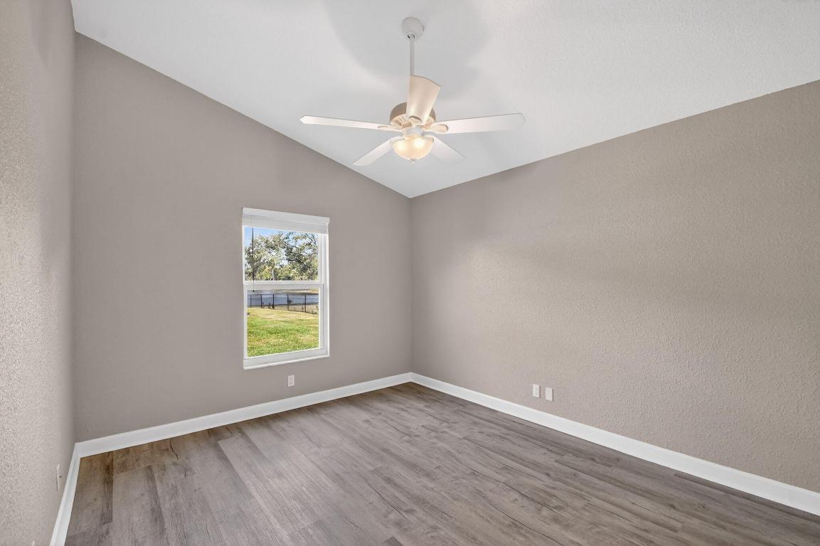 LEGEND LAKE ESTATES - Residential