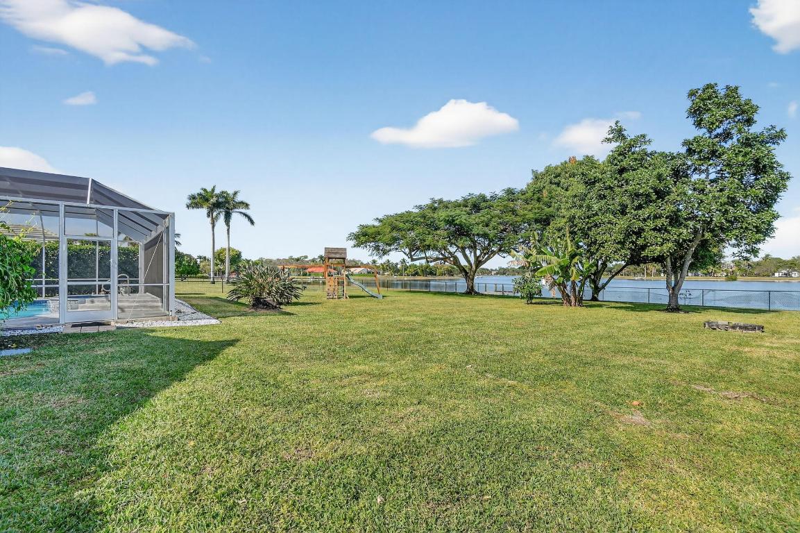 LEGEND LAKE ESTATES - Residential