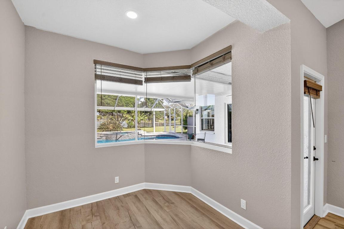 LEGEND LAKE ESTATES - Residential