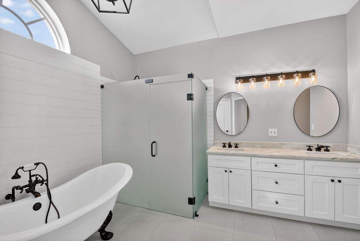 LEGEND LAKE ESTATES - Residential