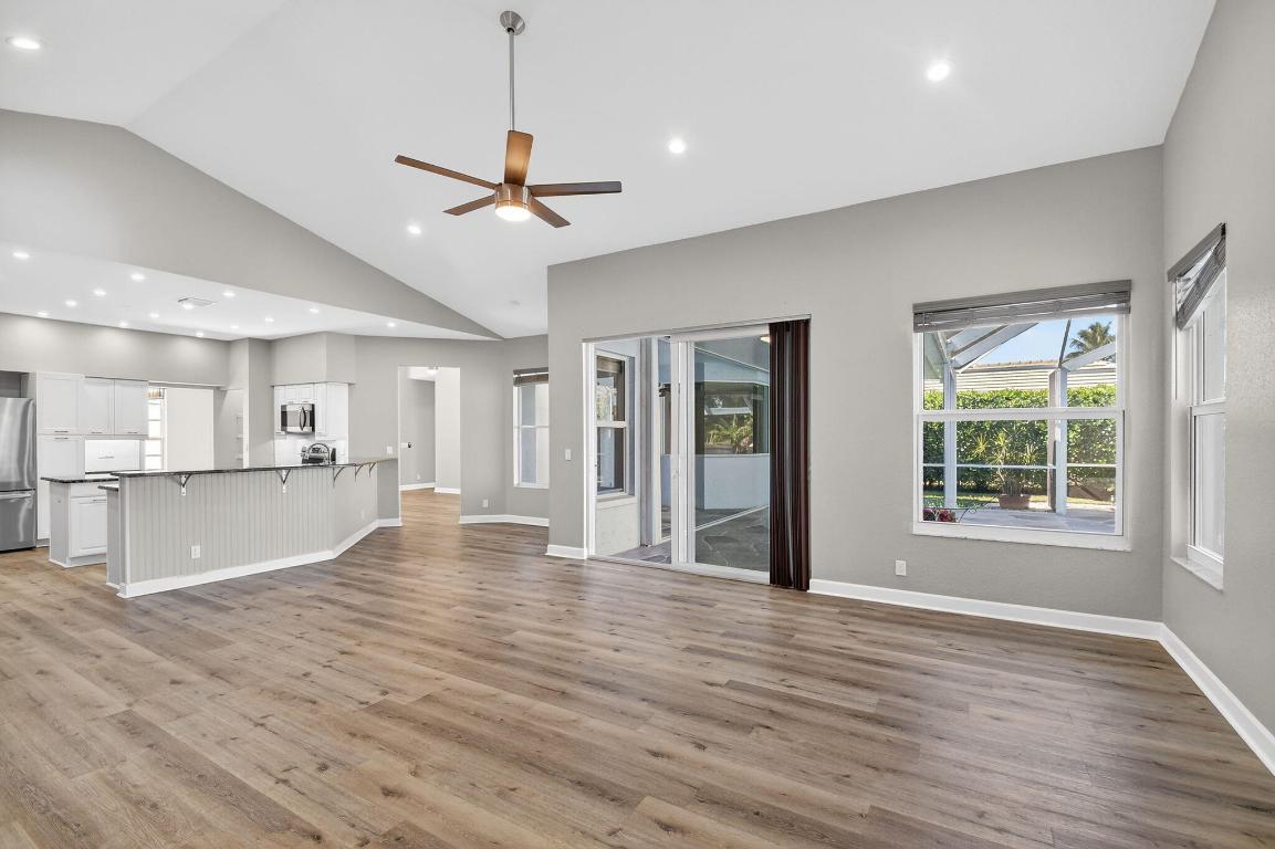 LEGEND LAKE ESTATES - Residential