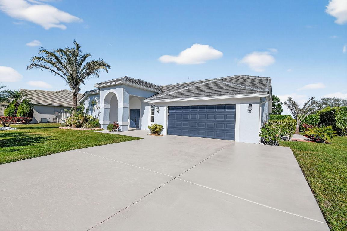 LEGEND LAKE ESTATES - Residential