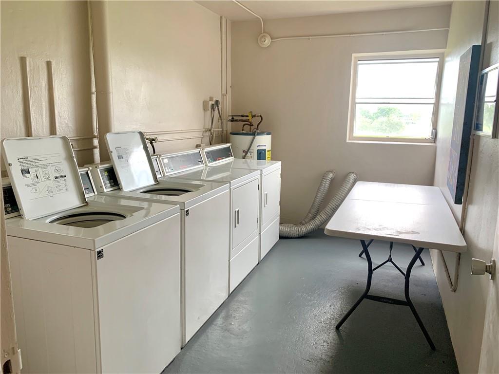 No 5 Palm-Aire Country Cl - Residential Lease