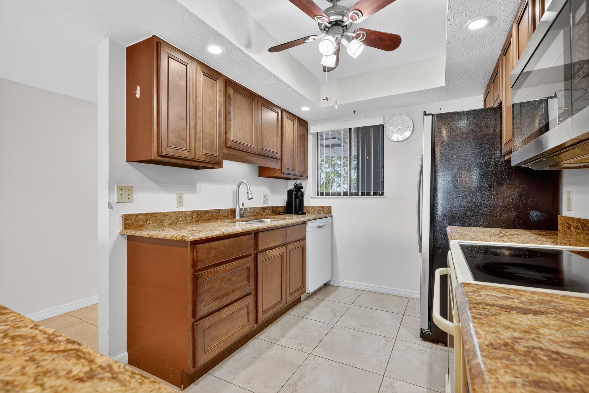 OCEAN VILLAGE - Residential