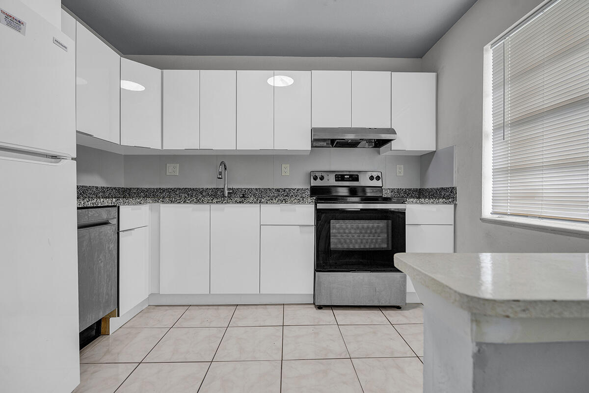 340 NW 19th Street 3080