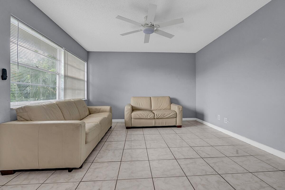 340 NW 19th Street 3080