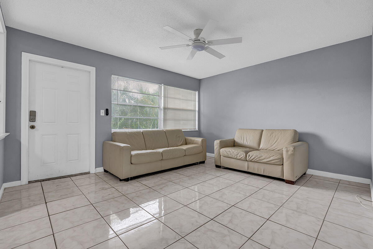 340 NW 19th Street 3080