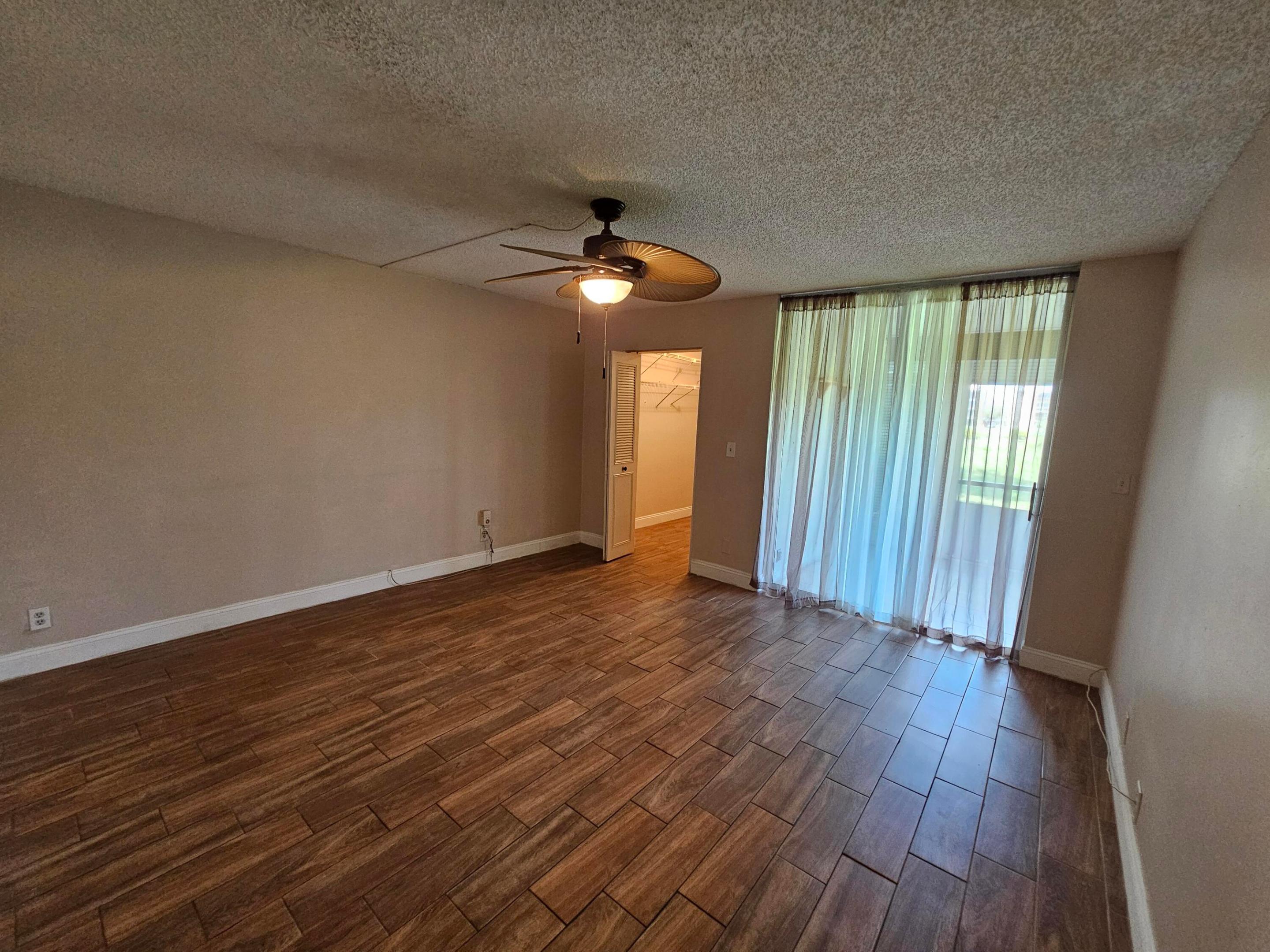 PALM LAKES CONDO - Residential