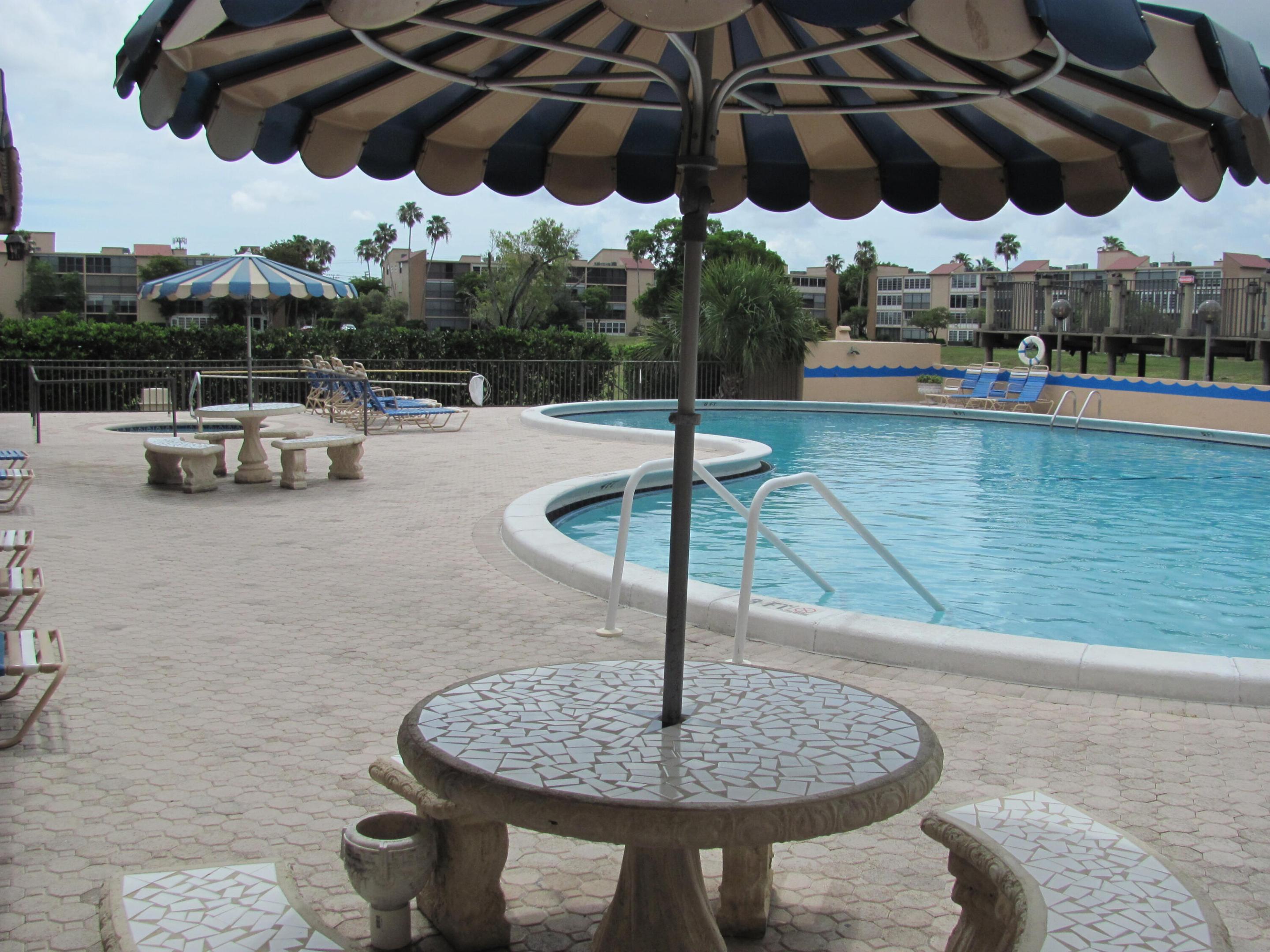 PALM LAKES CONDO - Residential