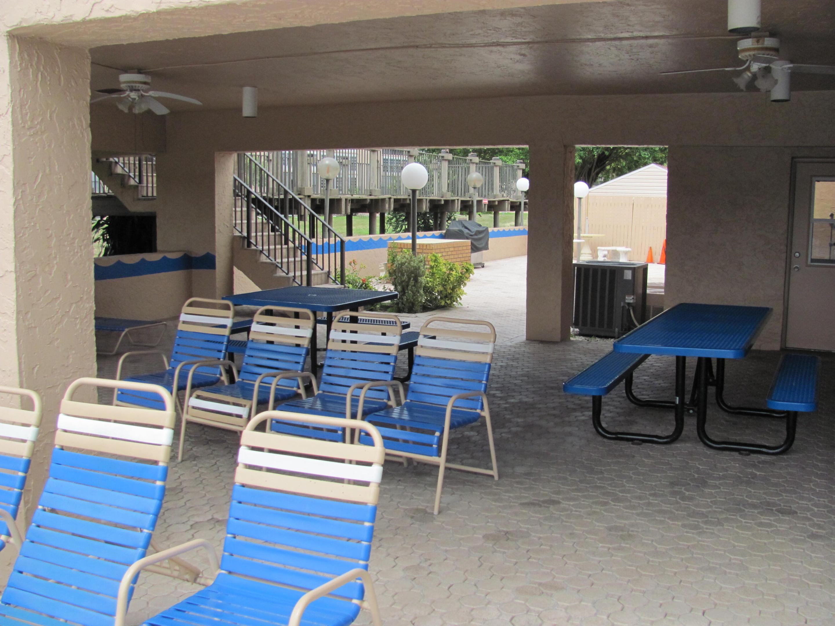 PALM LAKES CONDO - Residential