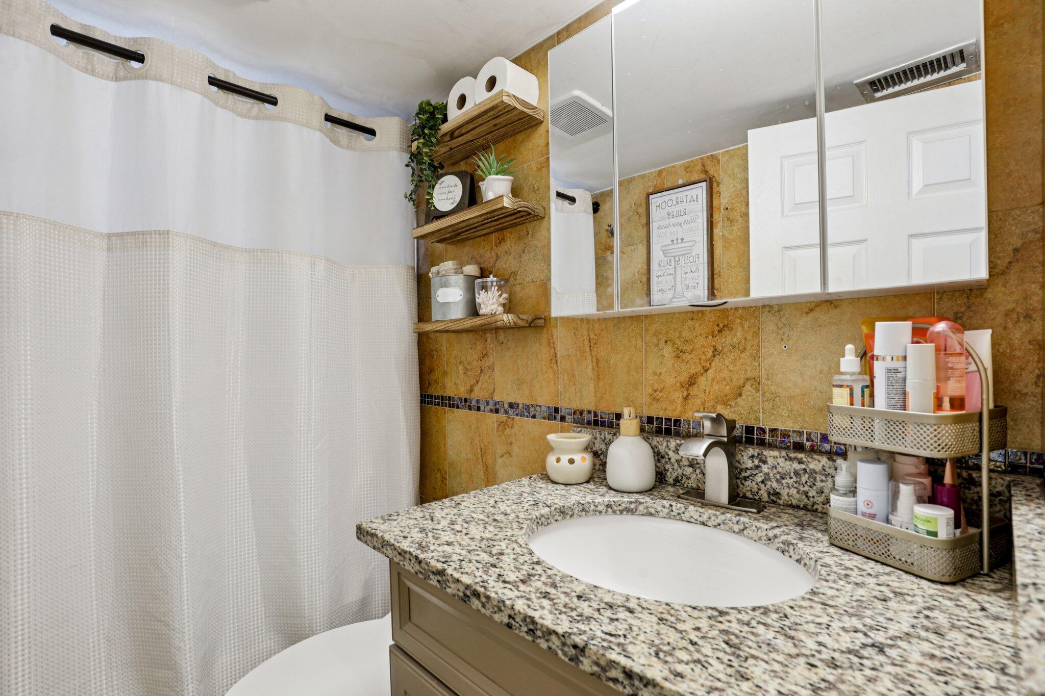 HEATHGATE 2ND ADD - Residential