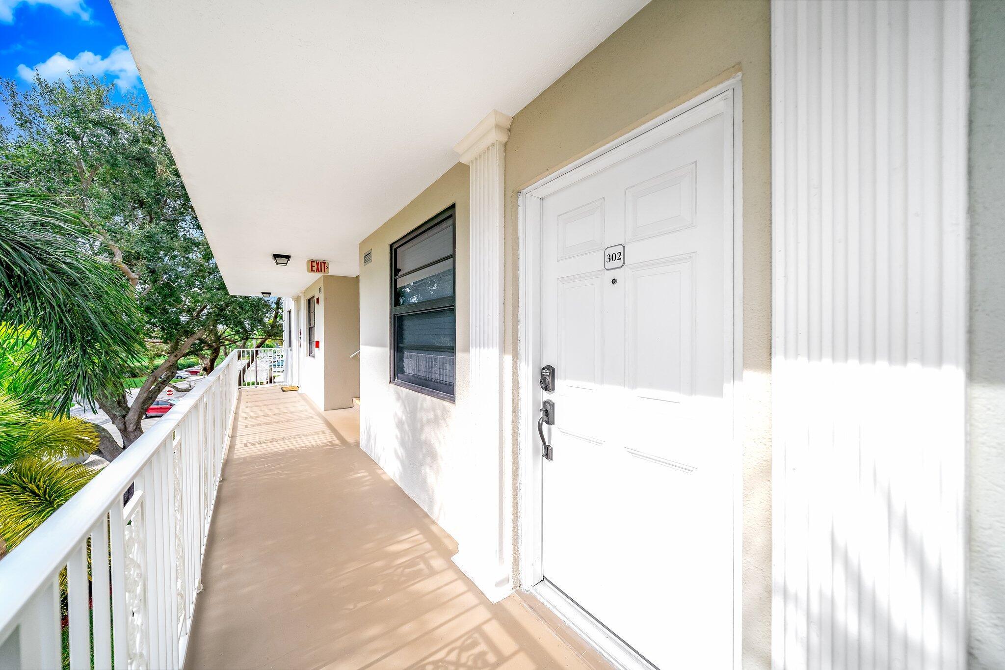 6109 Balboa 302 Circle 302