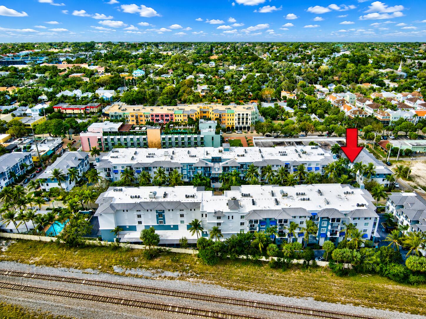 PINEAPPLE GROVE VILLAGE CONDO - Residential