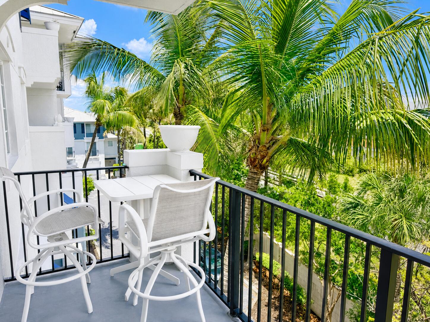 PINEAPPLE GROVE VILLAGE CONDO - Residential