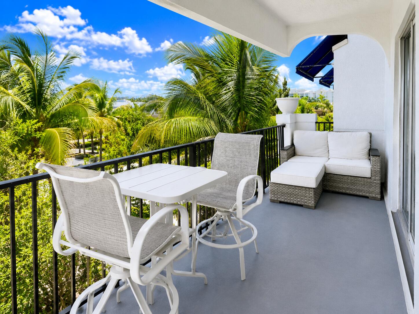PINEAPPLE GROVE VILLAGE CONDO - Residential
