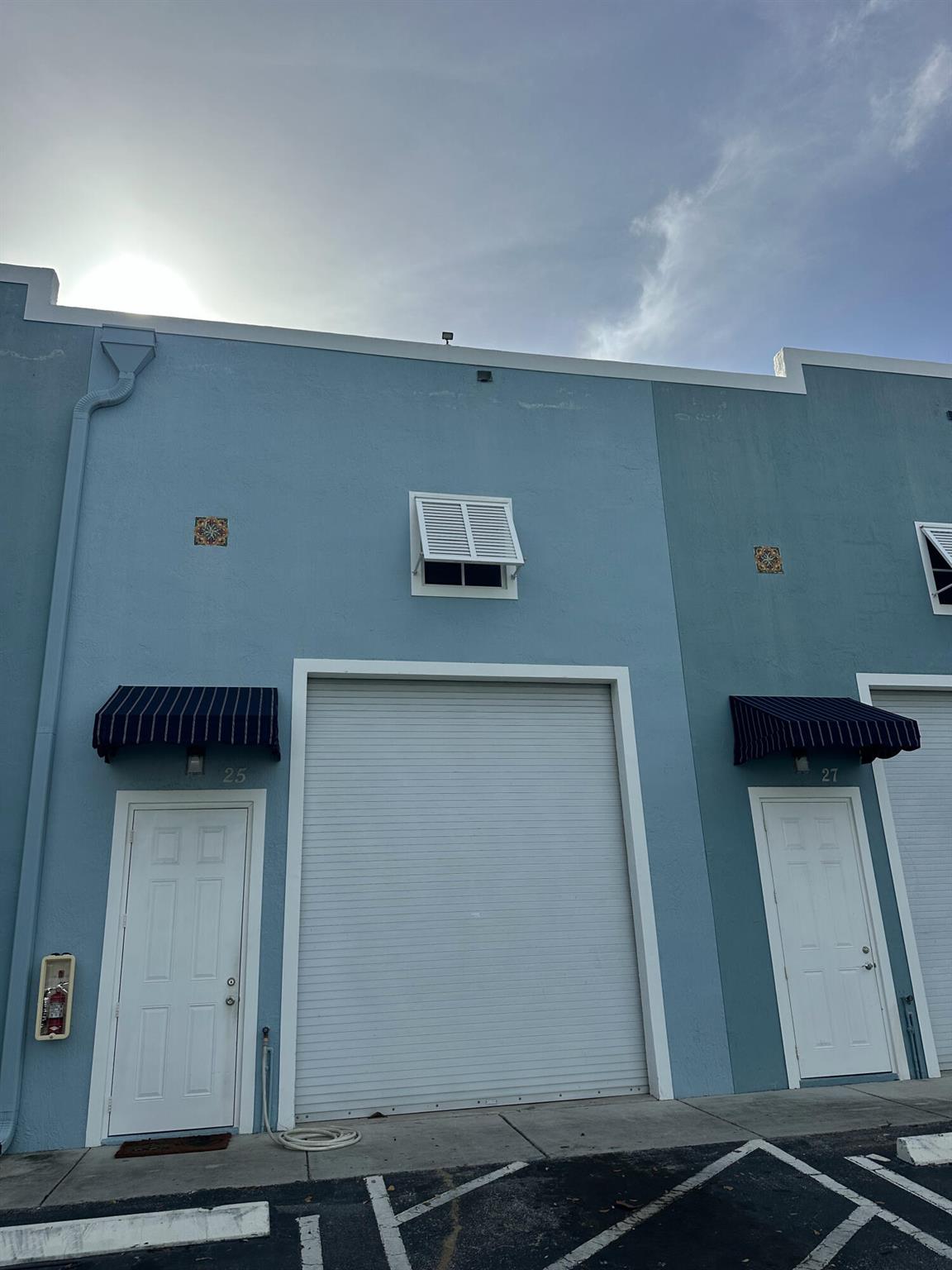 CONTRACTOR BUSINESS PARK - Commercial Lease