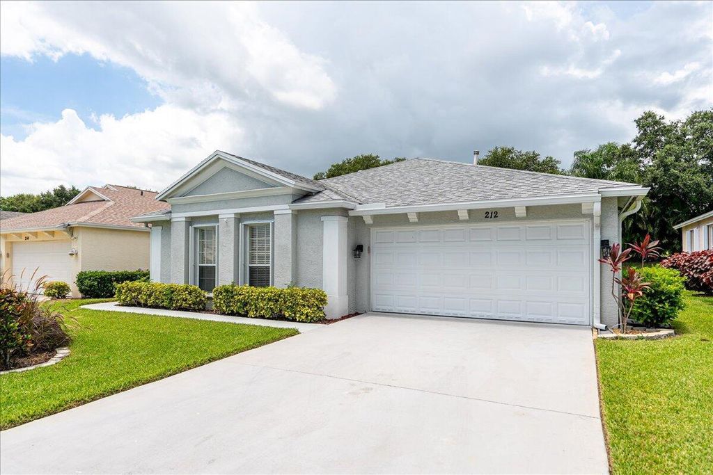 Photo of 212 SW Lake Forest Way, Port Saint Lucie, FL 34986 (MLS # R11105578)