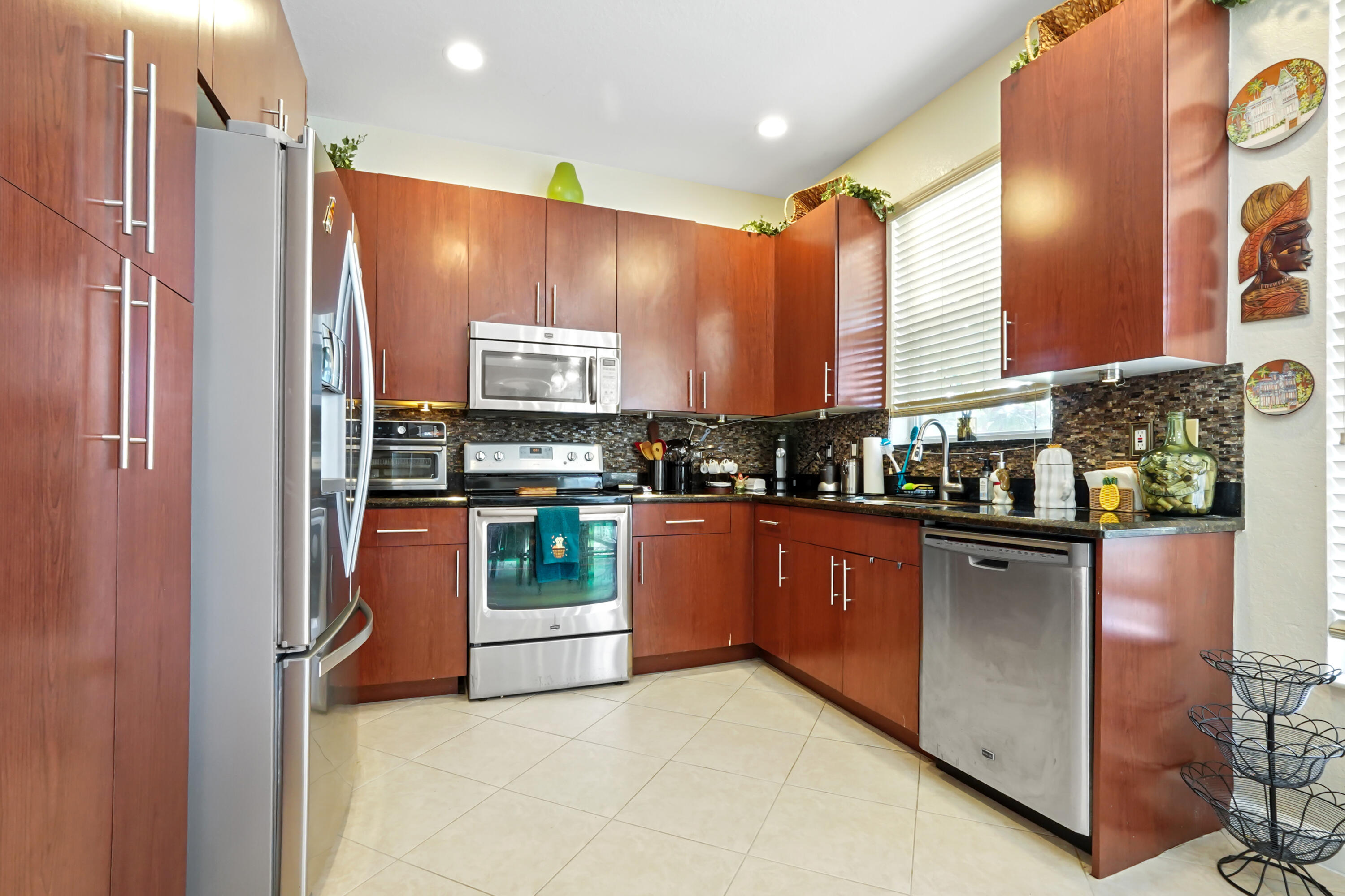 NAUTICA ISLES - Residential