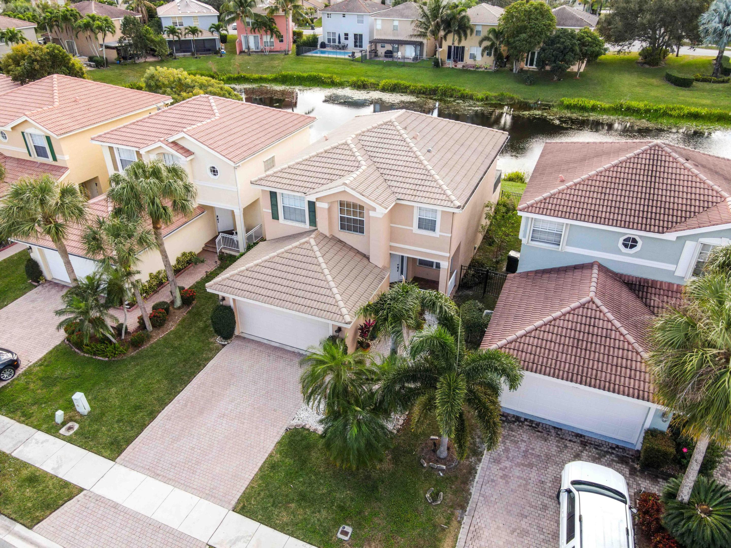 NAUTICA ISLES - Residential