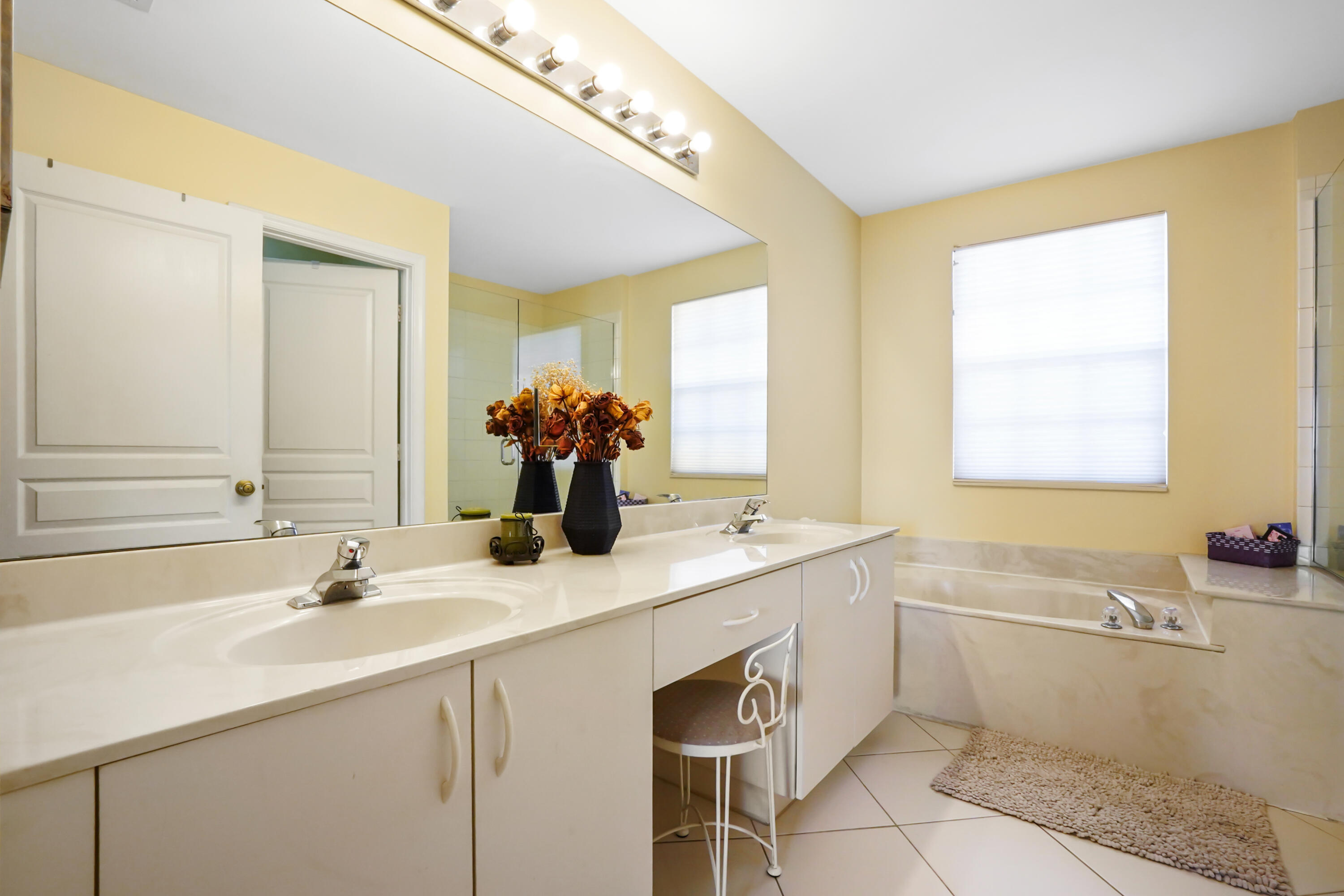 NAUTICA ISLES - Residential