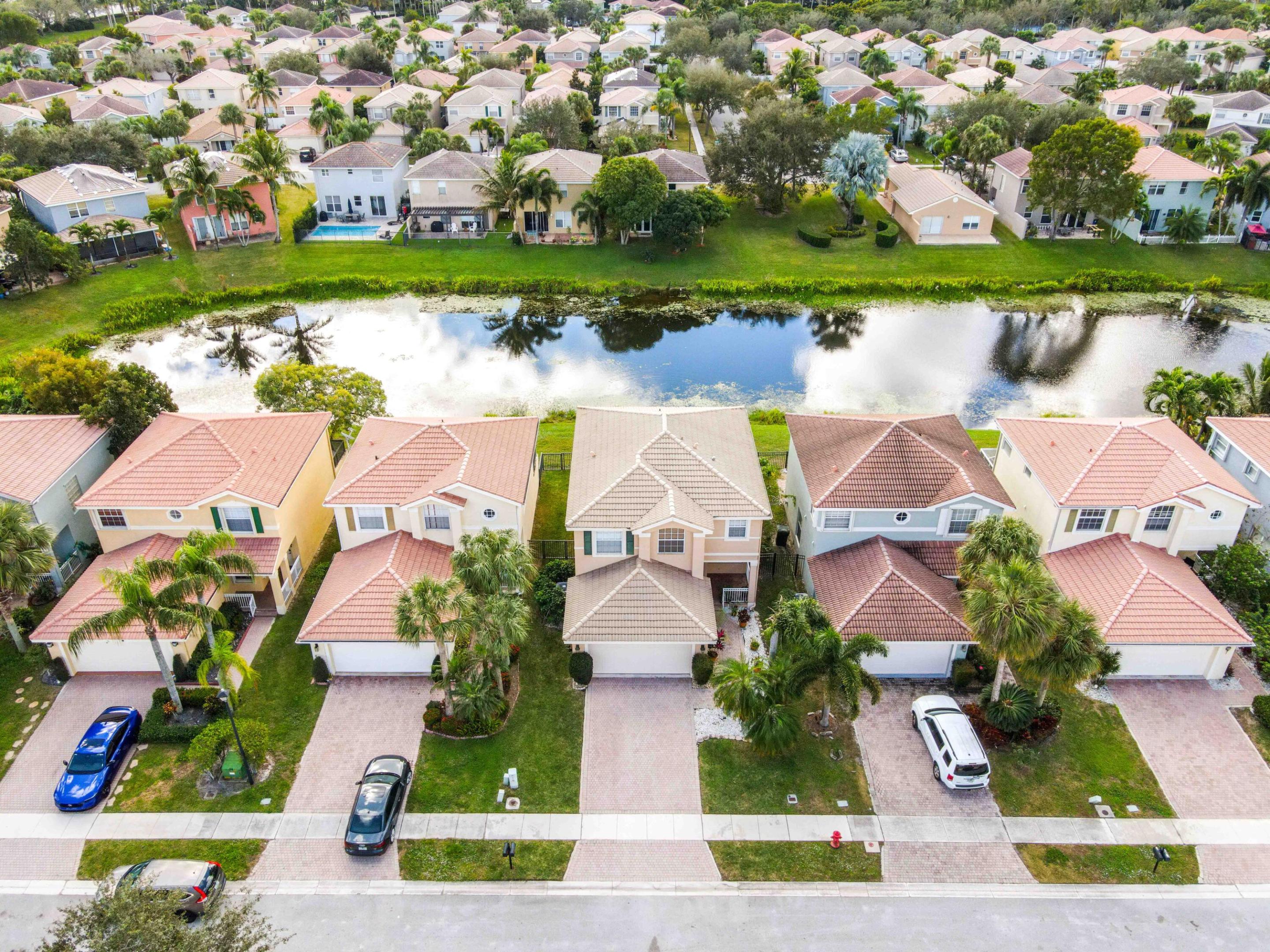 NAUTICA ISLES - Residential