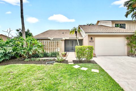 Property photo of 11866 Donlin Drive, Wellington, FL 33414