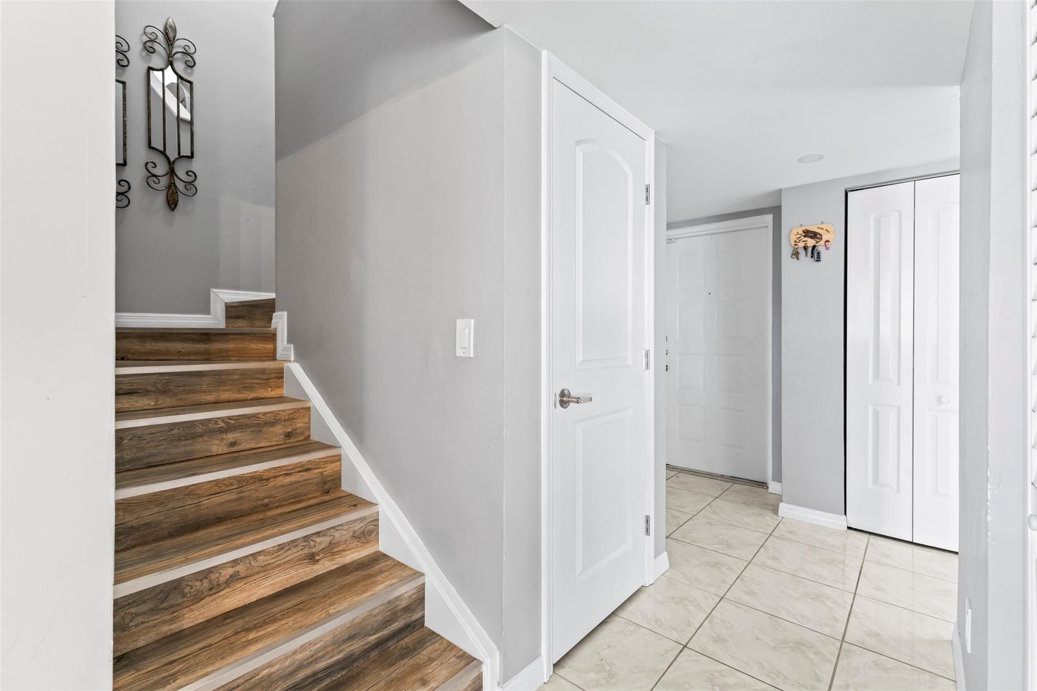 791 NW 91st Ter 791