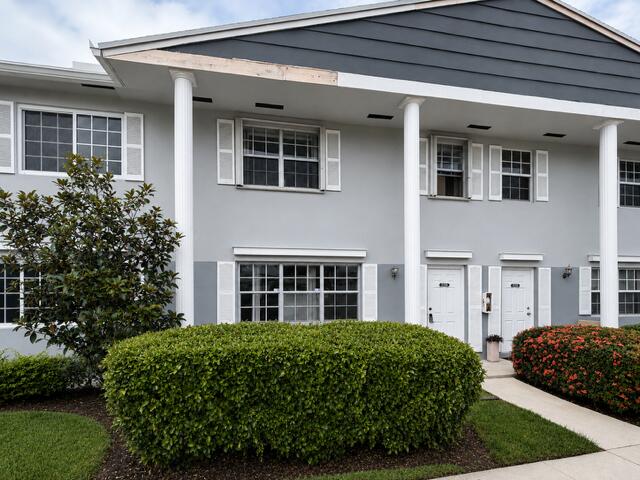 1759 SW 81st Lane