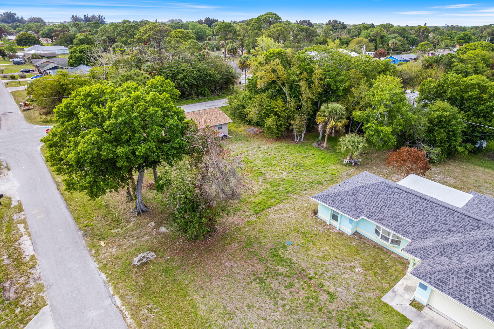 SUNLAND GARDENS - Land