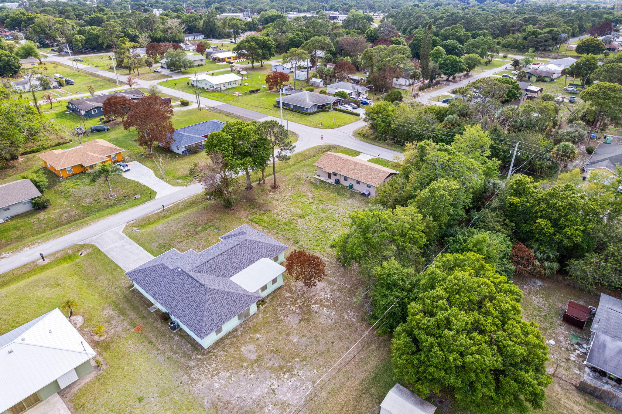 SUNLAND GARDENS - Land