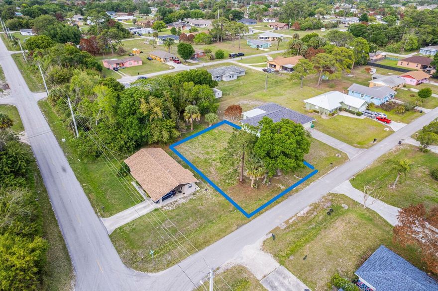 CLEARED, BUILDABLE VACANT LOT-UTILITIES IN PLACE-Prime location. Zoned Residential. Minutes to Downtown Fort Pierce and Treasure Coast best beaches, I-95, fine dining and shopping. Short distance to Treasure Coast and Vero Airport. Build your next asset while increasing your Real Estate portfolio or your personal residence in this prime, sought after well developed residential location.  Located in the desirable Sunland Gardens.