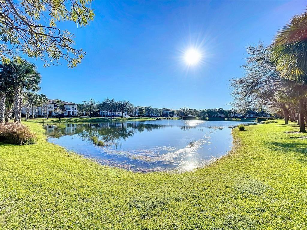 PALOMA LAKES - Residential